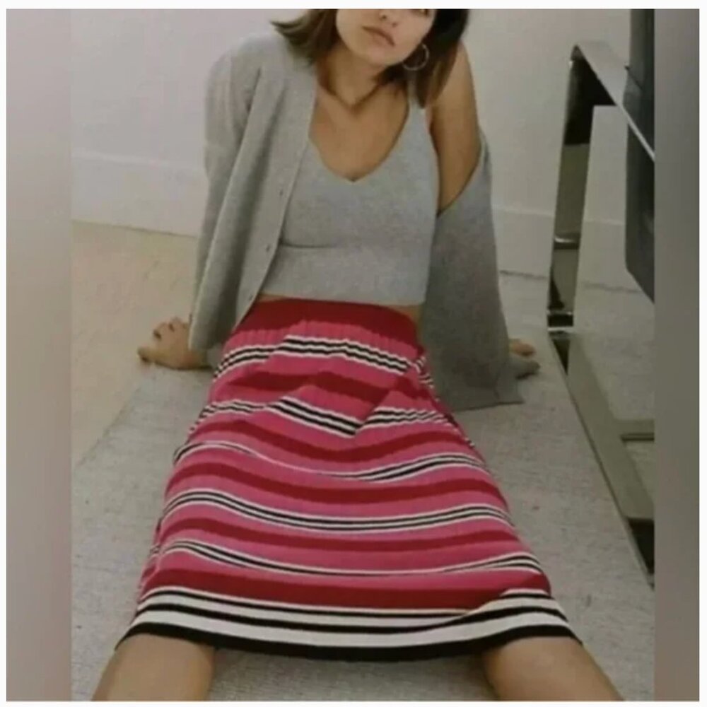 NWT Anthropologie Dora Knit Midi Skirt in Pink and Red Size XS - Picture 6 of 7